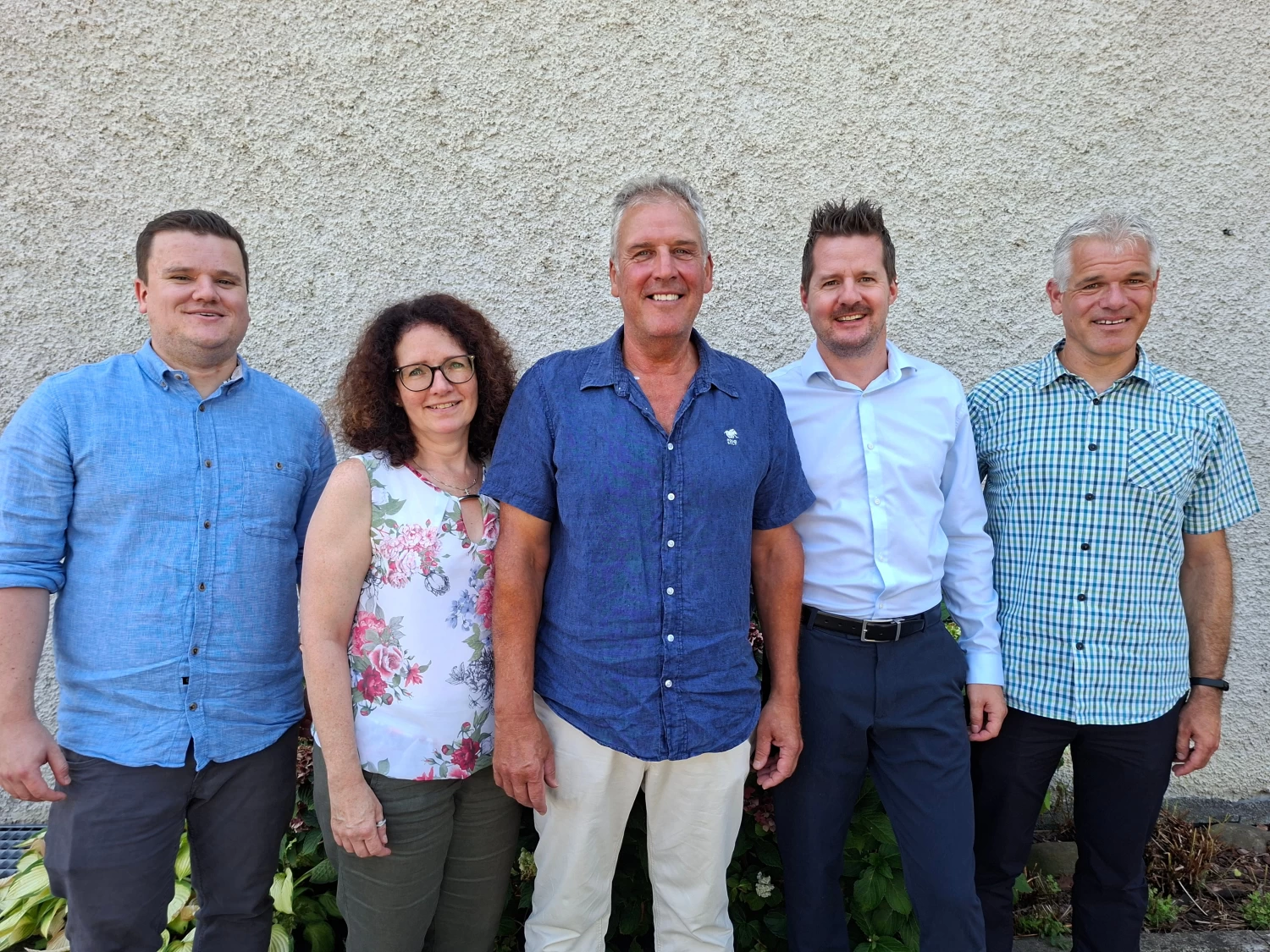 v.l.n.r.: Kevin B&ouml;gli, Jeanette Egli, Walter Rotach, Michael Bebie (Gemeindepr&auml;sident), Konrad Streckeisen